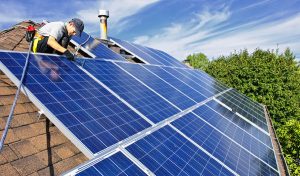 Service d'installation de photovoltaïque et tuiles photovoltaïques à Maisse